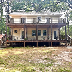 60 acres, 100% Wooded, 2 Homes, Lot's of Wildlife